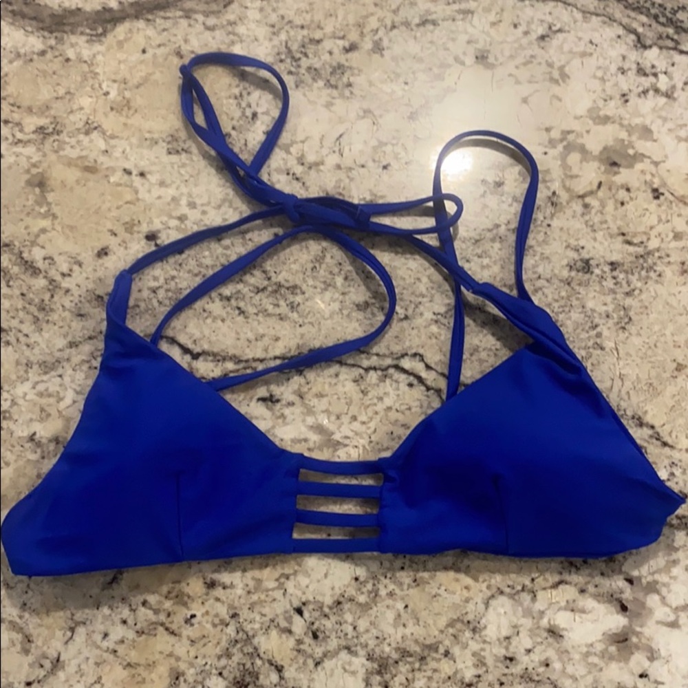 L space bikini top